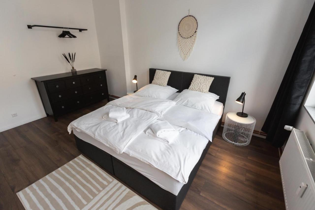 Koje Eins I Großes Apartment mit 2 Schlafzimmern Bremerhaven Exterior foto